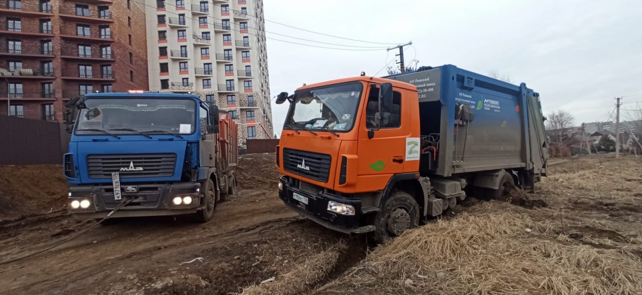 Мусоровозы не могут подъехать к населенным пунктам: кто несет ответственность за невывоз отходов? Мусоровозы не могут подъехать к населенным пунктам: кто несет ответственность за невывоз отходов?
