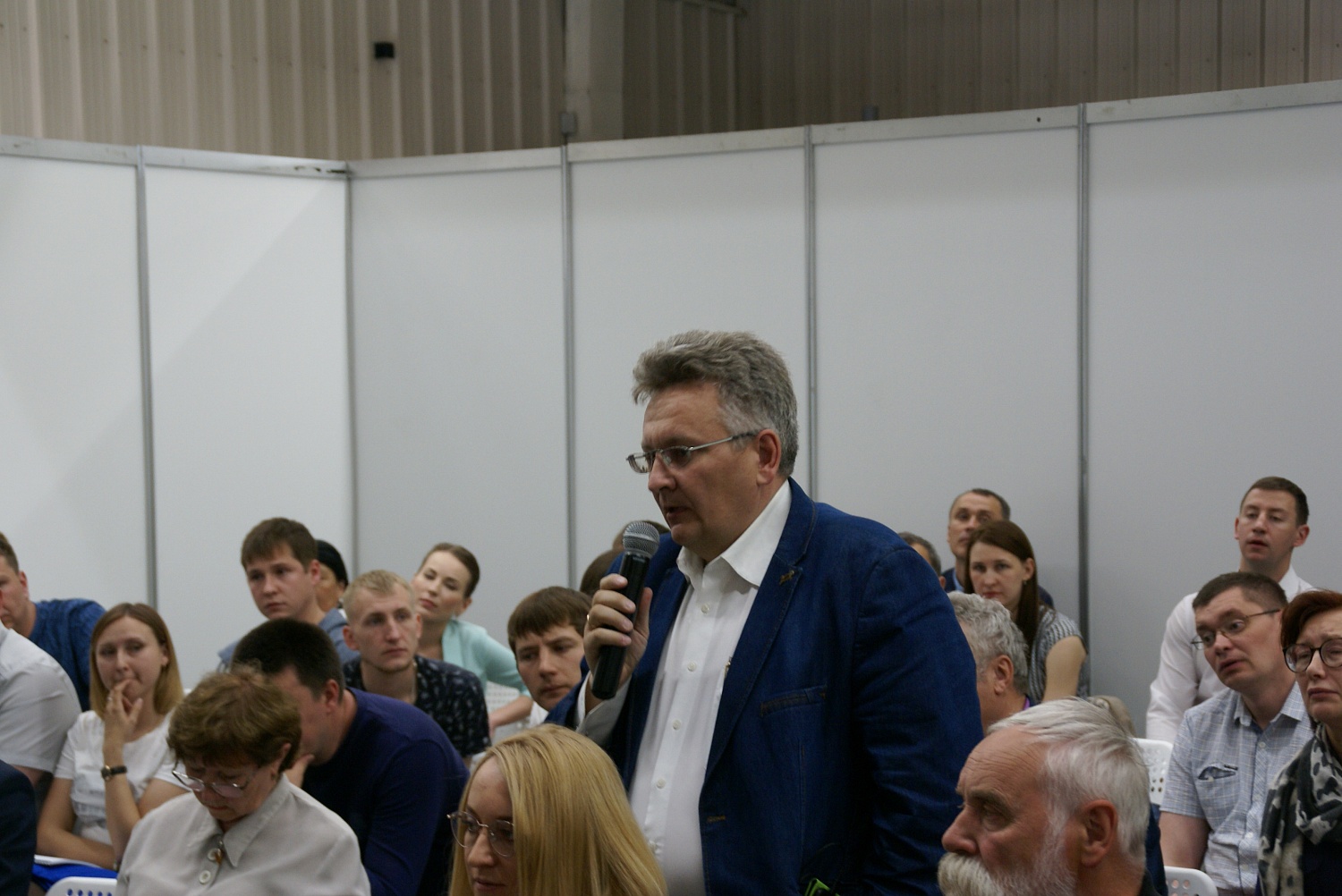 НА ВЫСТАВКЕ ПО ЭНЕРГОЭФФЕКТИВНОСТИ УДЕЛИЛИ ВНИМАНИЕ "МУСОРНОЙ РЕФОРМЕ"